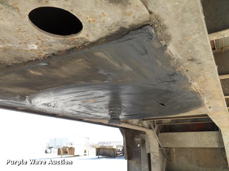 image for item DB0121 1979 Fontaine double drop deck glass trailer