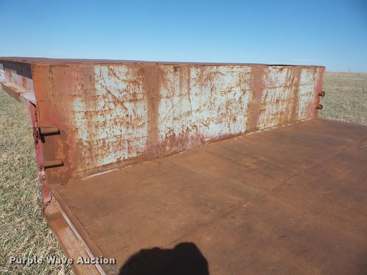 image for item DB0503 1986 American Rebel drop deck trailer