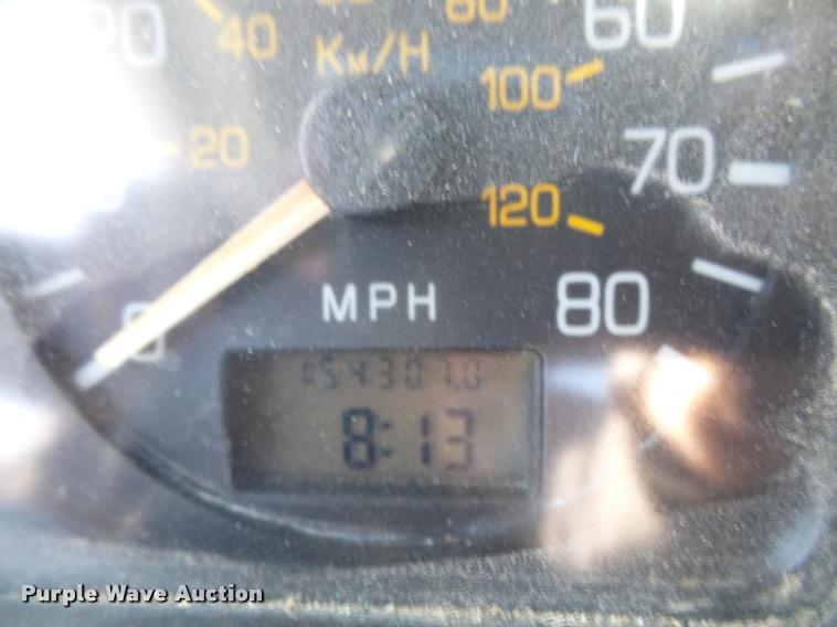 image for item DB0522 1994 Volvo WG semi truck