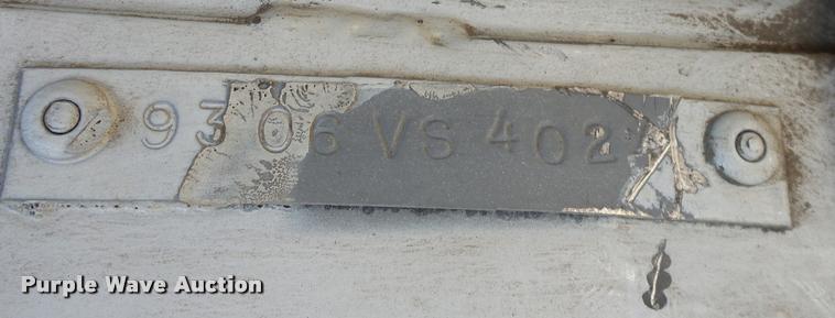 image for item DB0522 1994 Volvo WG semi truck