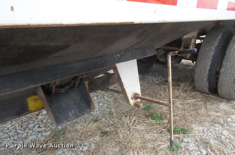 image for item DB0651 2003 Bradford Built double hopper grain trailer