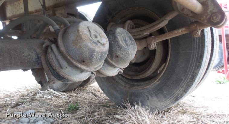 image for item DB0651 2003 Bradford Built double hopper grain trailer