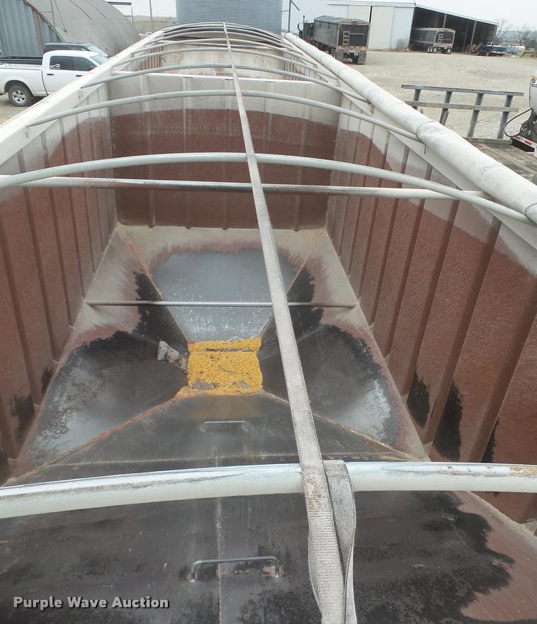 image for item DB0651 2003 Bradford Built double hopper grain trailer