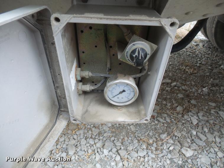 image for item DB0653 1999 Timpte Super Hopper double hopper grain trailer