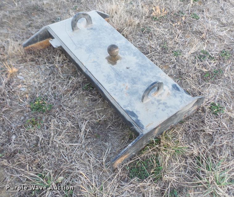 image for item DB0675 2005 Peterbilt 385 semi truck