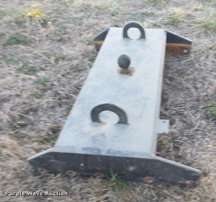 image for item DB0675 2005 Peterbilt 385 semi truck