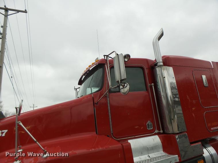 image for item DB1290 1994 Kenworth T600 semi truck