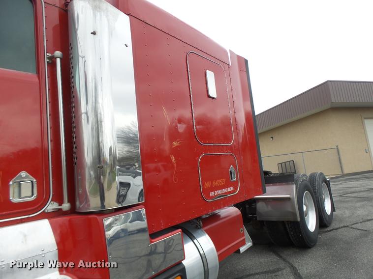 image for item DB1290 1994 Kenworth T600 semi truck