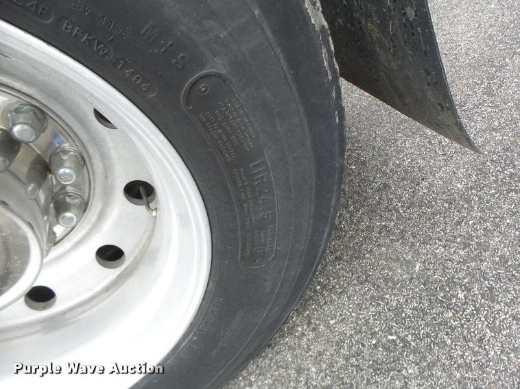 image for item DB1290 1994 Kenworth T600 semi truck