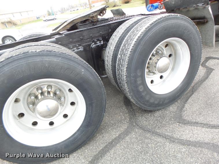 image for item DB1290 1994 Kenworth T600 semi truck