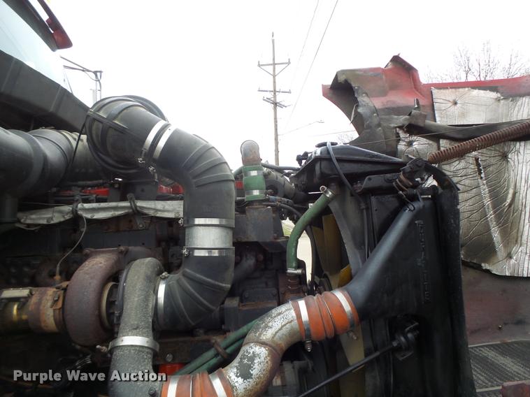 image for item DB1290 1994 Kenworth T600 semi truck