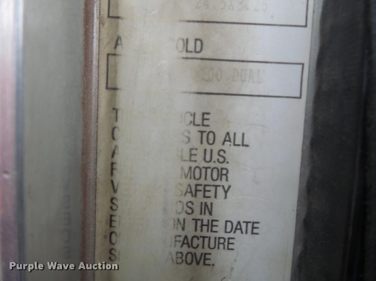 image for item DB1290 1994 Kenworth T600 semi truck