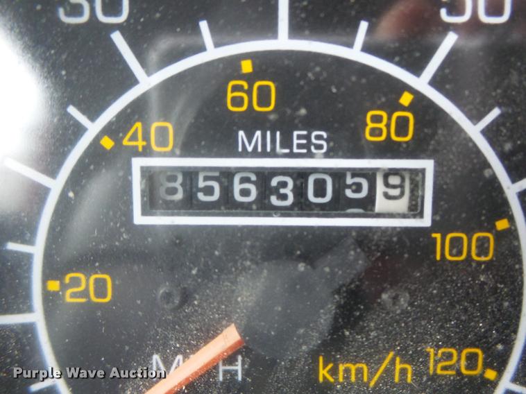 image for item DB1290 1994 Kenworth T600 semi truck