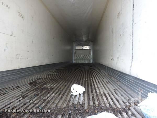 image for item F1749 2000 Wabash refrigerated van trailer
