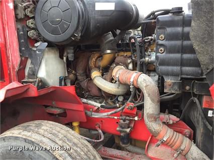 image for item F1772 2007 International 9200i semi truck