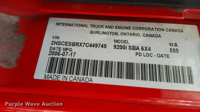 image for item F1772 2007 International 9200i semi truck