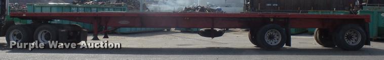 image for item J1570 1998 Fontaine flatbed trailer