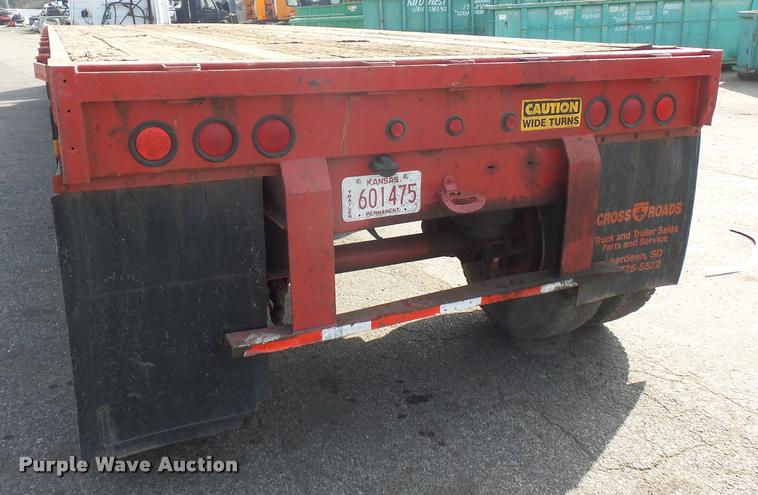 image for item J1570 1998 Fontaine flatbed trailer