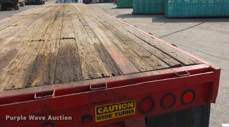 image for item J1570 1998 Fontaine flatbed trailer