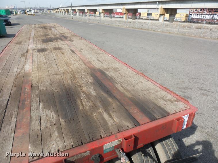 image for item J1570 1998 Fontaine flatbed trailer