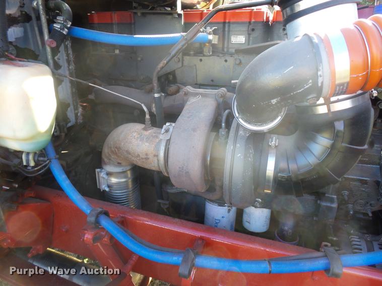 image for item J1573 1997 Peterbilt 377 semi truck