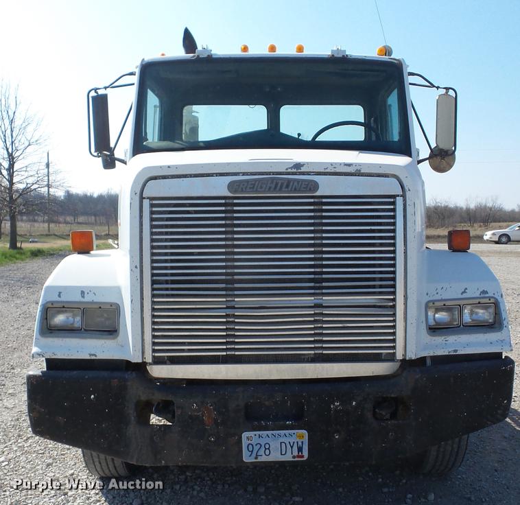 image for item K6485 1987 Freightliner FLC112 semi truck