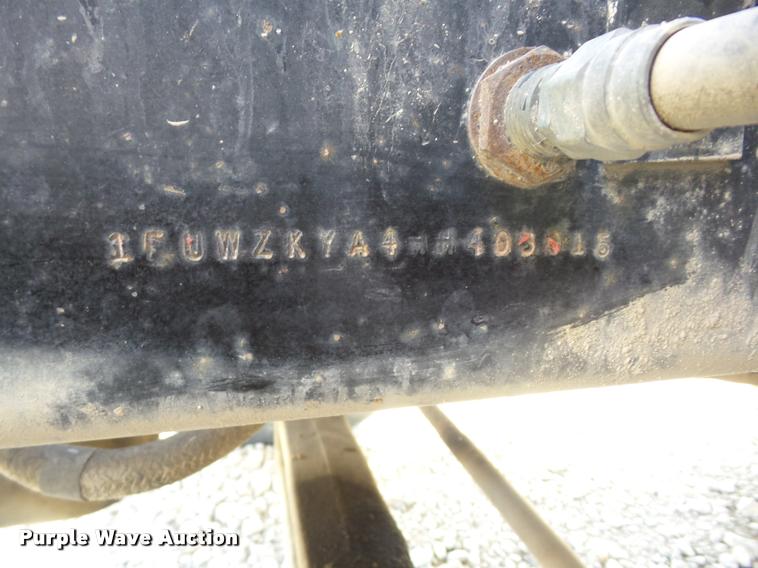 image for item K6485 1987 Freightliner FLC112 semi truck