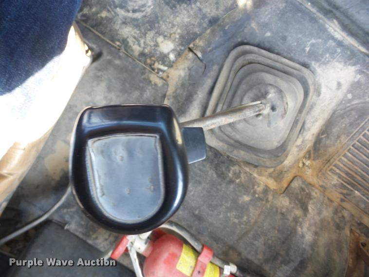 image for item K6485 1987 Freightliner FLC112 semi truck