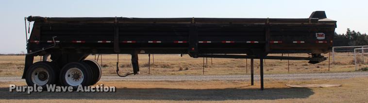 image for item L3029 1992 Lufkin end dump trailer