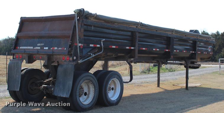 image for item L3029 1992 Lufkin end dump trailer
