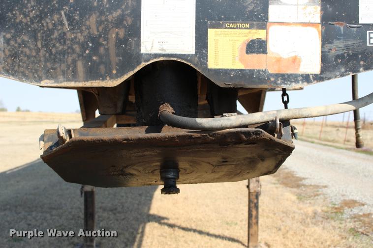 image for item L3029 1992 Lufkin end dump trailer