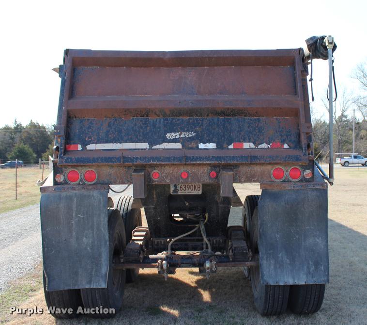 image for item L3029 1992 Lufkin end dump trailer