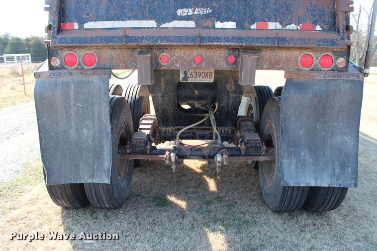 image for item L3029 1992 Lufkin end dump trailer