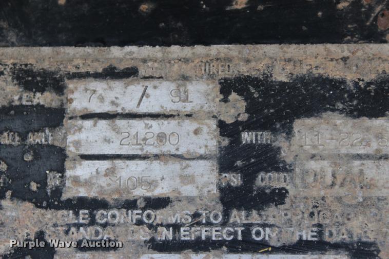 image for item L3029 1992 Lufkin end dump trailer