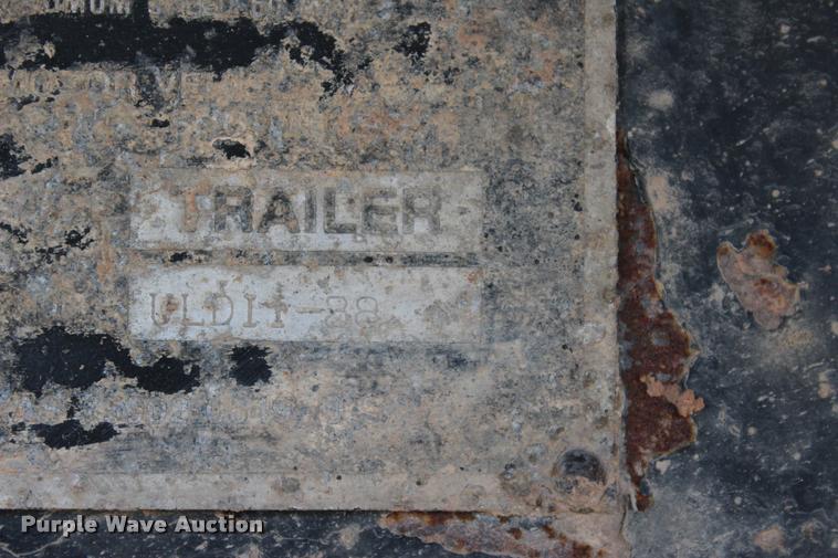 image for item L3029 1992 Lufkin end dump trailer