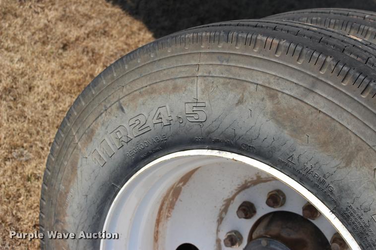 image for item L3029 1992 Lufkin end dump trailer