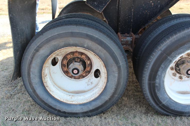 image for item L3029 1992 Lufkin end dump trailer