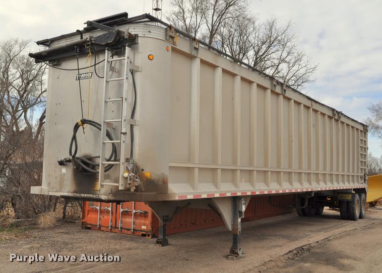 image for item L5157 2004 Trail King TI-Brook AWKFLR 53 end dump trailer