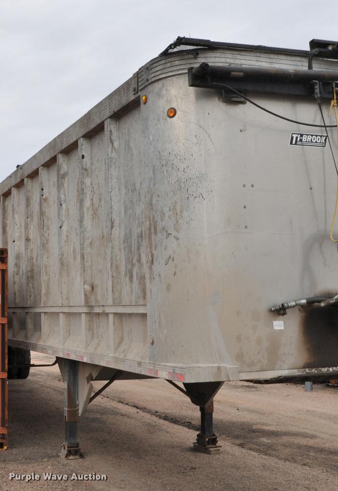image for item L5157 2004 Trail King TI-Brook AWKFLR 53 end dump trailer