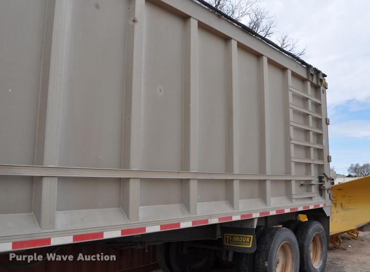 image for item L5157 2004 Trail King TI-Brook AWKFLR 53 end dump trailer
