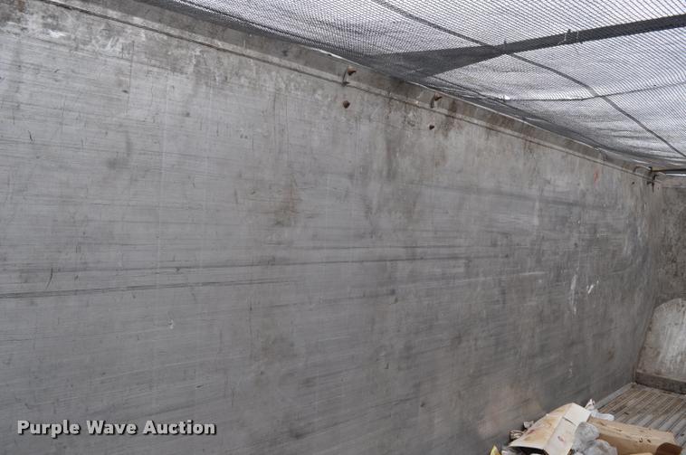 image for item L5157 2004 Trail King TI-Brook AWKFLR 53 end dump trailer