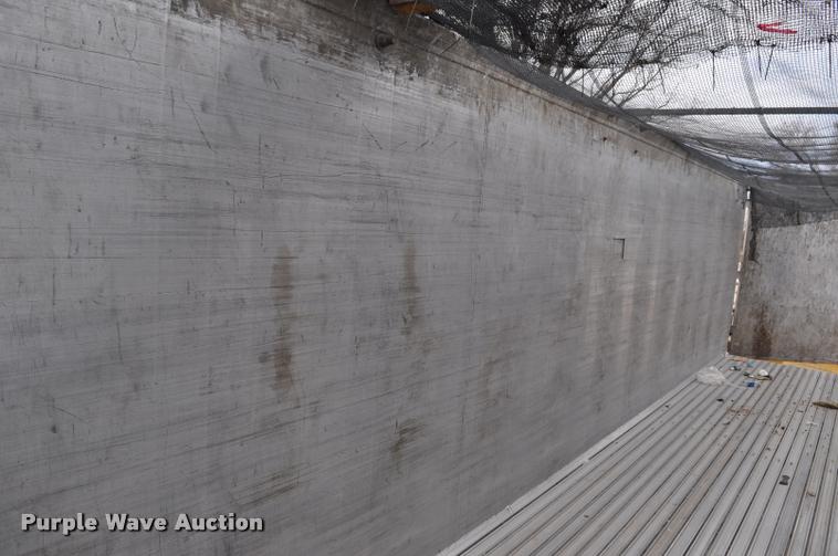 image for item L5157 2004 Trail King TI-Brook AWKFLR 53 end dump trailer