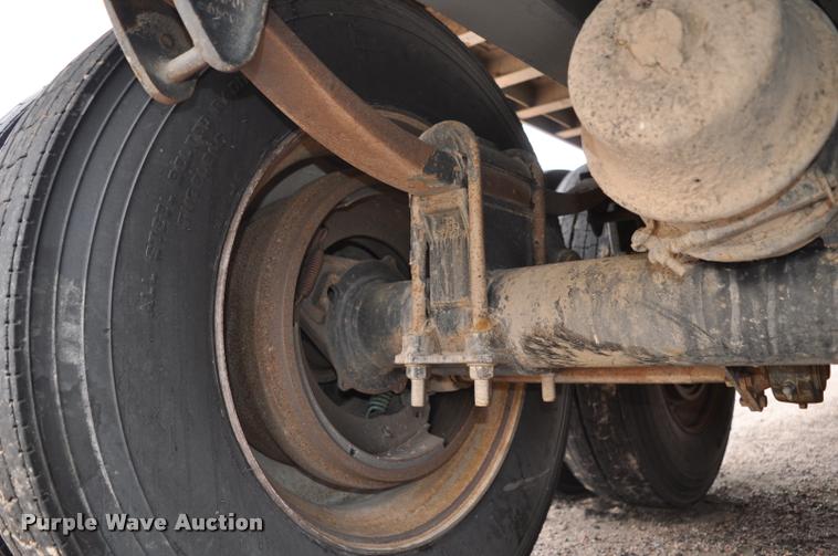 image for item L5157 2004 Trail King TI-Brook AWKFLR 53 end dump trailer