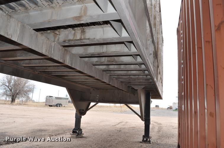 image for item L5157 2004 Trail King TI-Brook AWKFLR 53 end dump trailer