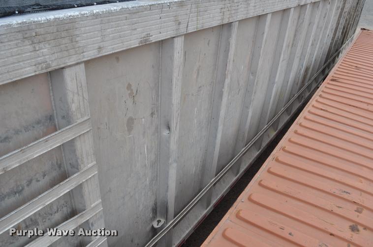 image for item L5157 2004 Trail King TI-Brook AWKFLR 53 end dump trailer