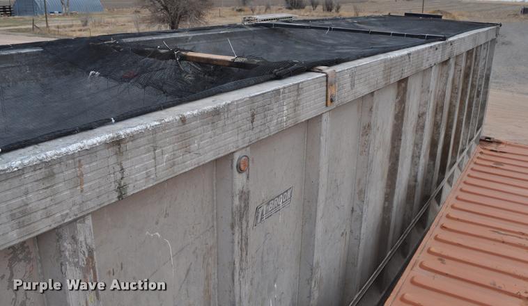 image for item L5157 2004 Trail King TI-Brook AWKFLR 53 end dump trailer