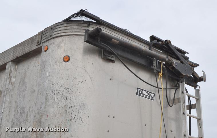 image for item L5157 2004 Trail King TI-Brook AWKFLR 53 end dump trailer
