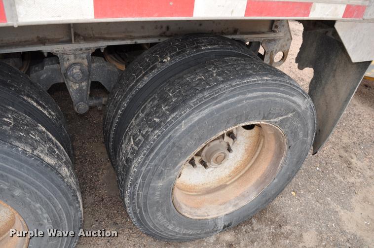 image for item L5157 2004 Trail King TI-Brook AWKFLR 53 end dump trailer