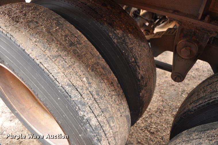 image for item L5157 2004 Trail King TI-Brook AWKFLR 53 end dump trailer