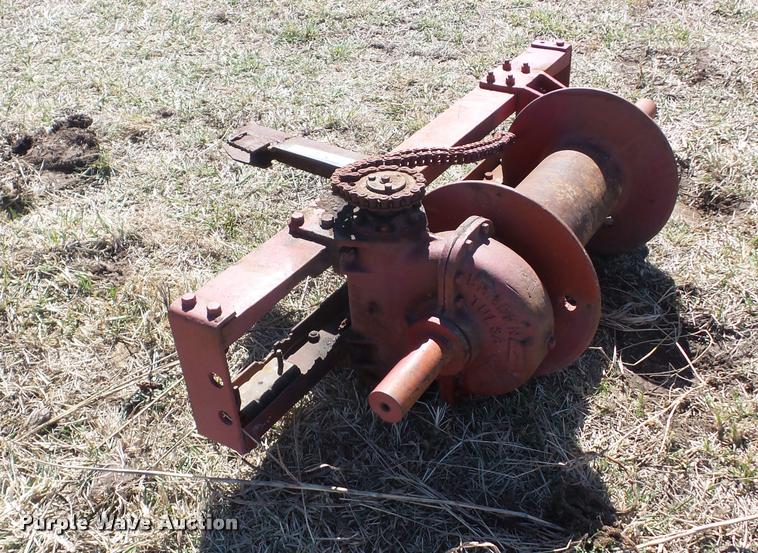 image for item AG9038 Braden winch